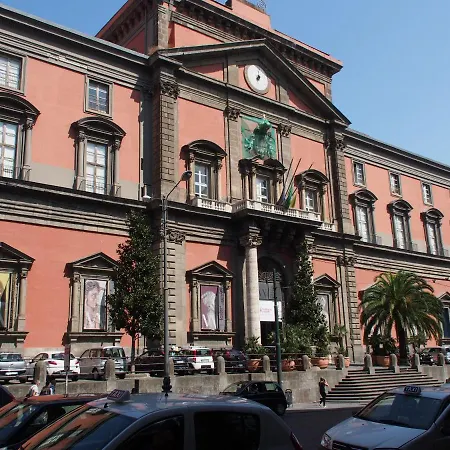 Bella * Naples