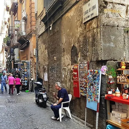 Bed & Breakfast Metro Duomo Naples