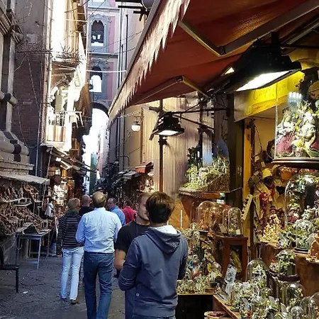 Bed & Breakfast Metro Duomo Naples