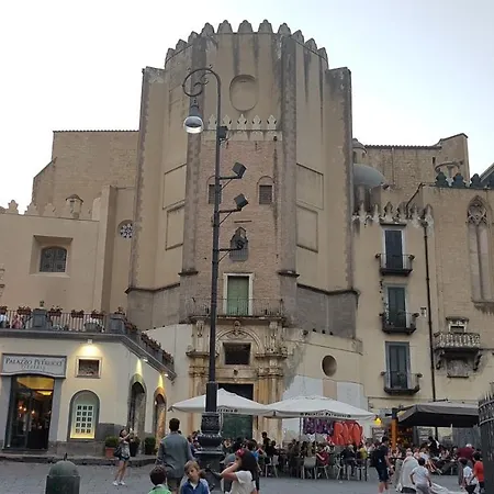 Bed & Breakfast Metro Duomo Naples