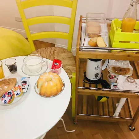 Il Faro Di Serapide Bed & Breakfast Naples