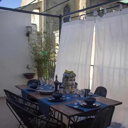 Schiara 3* Naples