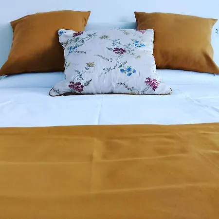 La Bed & Breakfast 3*