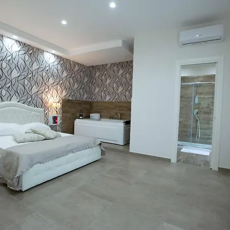 Philip Royal 3* Naples