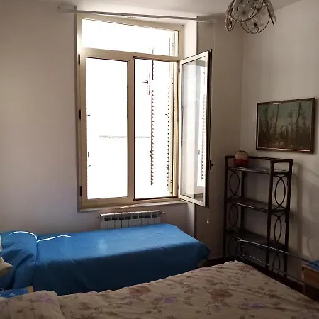 The Sunny Place Apartment *