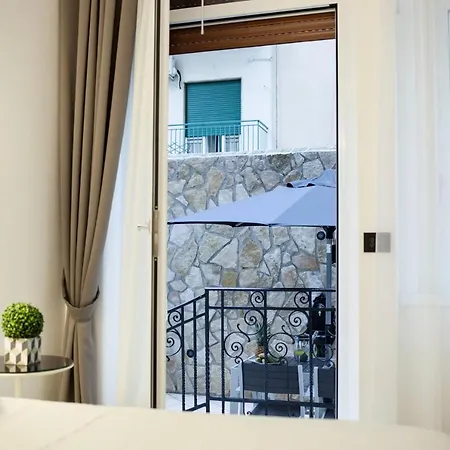 Lhp Parco Margherita 3* Napoli