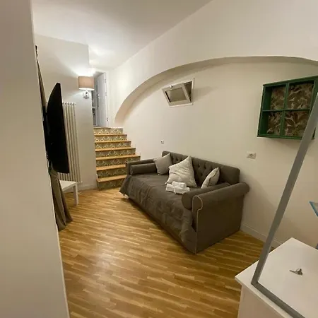 Bed & Breakfast Alcaprì Centro Napoli
