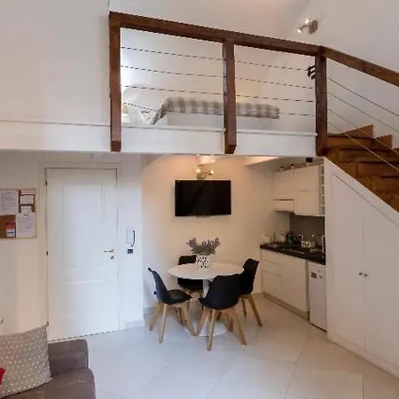 Santi Apostoli House Appartamento Napoli