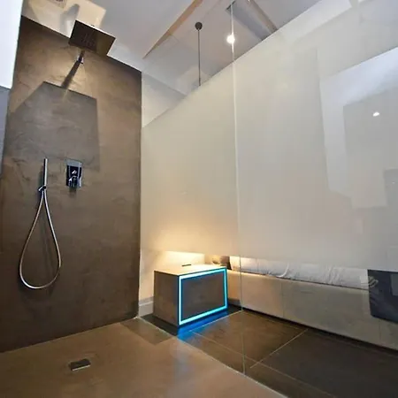 Quarantotto Luxury House * Naples