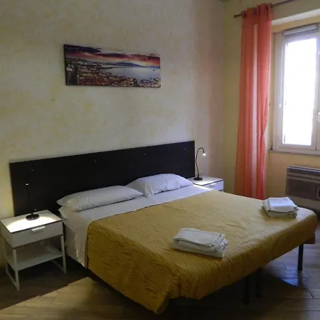 Apartment La Casetta Arancione Nell'aeroporto Di *