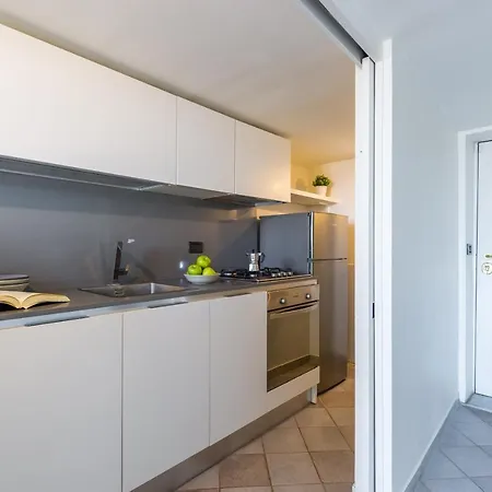 Apartment Vesuvio With Sea View By Wonderful Italy