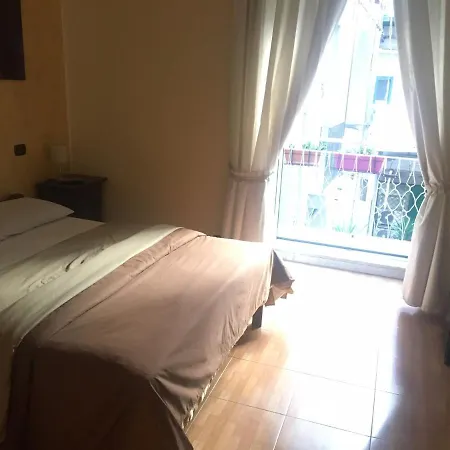 Maria 3* Naples