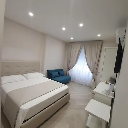 Bed & Breakfast Dimora Costantino Naples