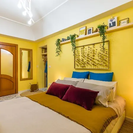 The Nest - Chiaia Apartment