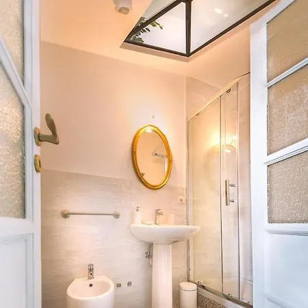 Bed & Breakfast Monart Hospitality Cavour Naples