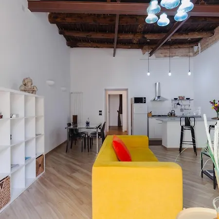 Moderno Nel Centro Storico Apartment Naples