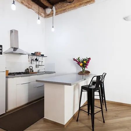 Moderno Nel Centro Storico Apartment *