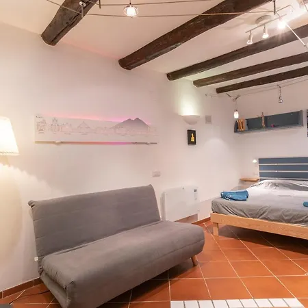 Donnare Casavacanza - Historic Center Of Holiday home *