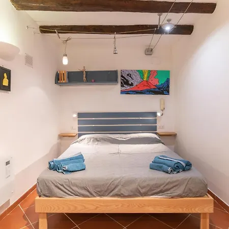 Holiday home Donnare Casavacanza - Historic Center Of Naples