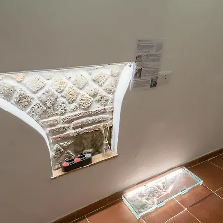 Holiday home Donnare Casavacanza - Historic Center Of Naples