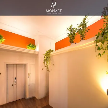 Monart Hospitality Cavour Bed & Breakfast
