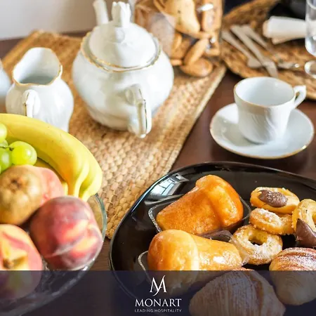 Bed & Breakfast Monart Hospitality Cavour Naples
