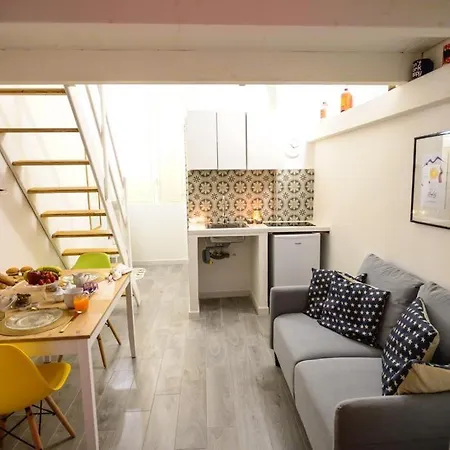 Central Guest House Apartment *