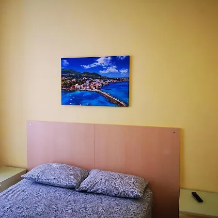 Apartamento Casa Cupiello Via Chiaia - Ad Uso Esclusivo Nápoles