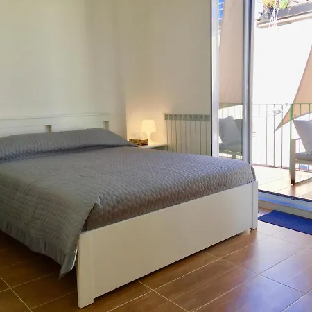 Toledo Penthouse ナポリ