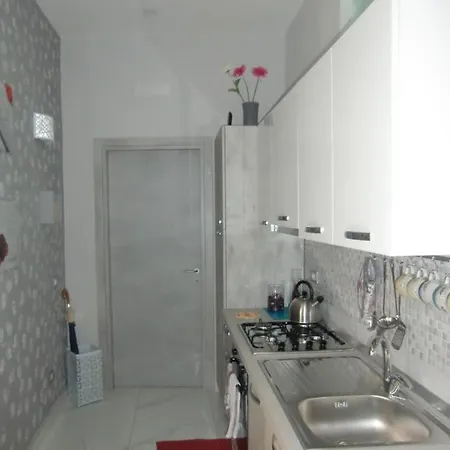 Aaron2 Apartman *
