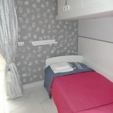 Apartman Aaron2 Nápoly