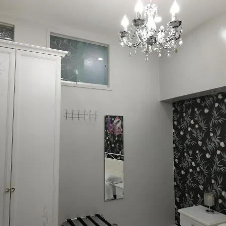 Aaron2 Apartman Nápoly