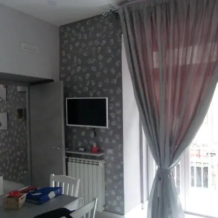 Aaron2 Apartman