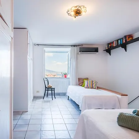 Casa Rosa - Sea View & Terrace Apartment Neapel