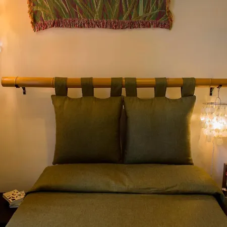 Apartment Dimora Dei Giganti Naples