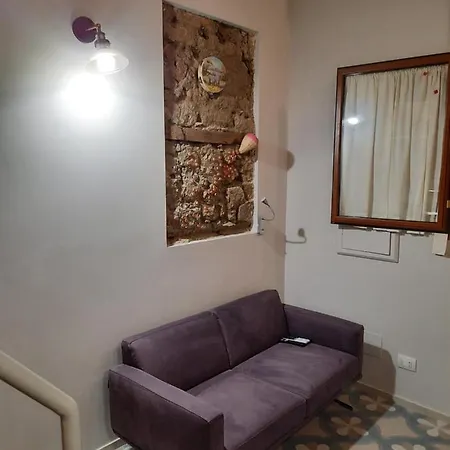 Il Basso Accomodation Naples