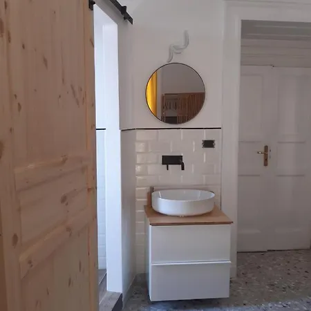 Carafe'&caraspe' Nápoly