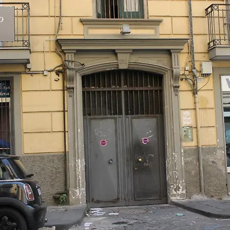 Riccia, Frolla E Babbà * Napoli