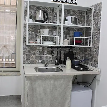Riccia, Frolla E Babbà