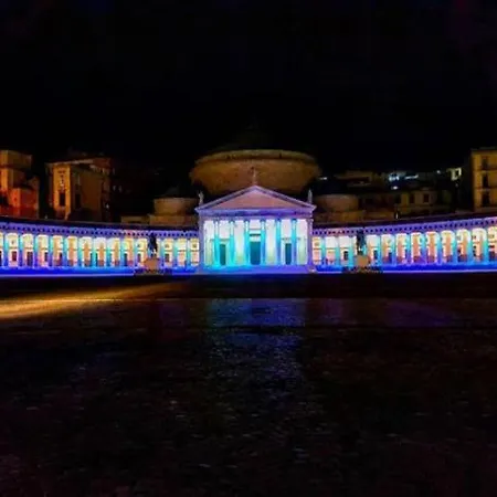 Donn'anna Center