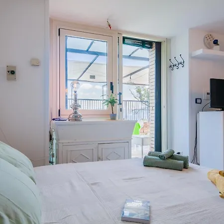 Casa Rosa - Sea View & Terrace 아파트 나폴리