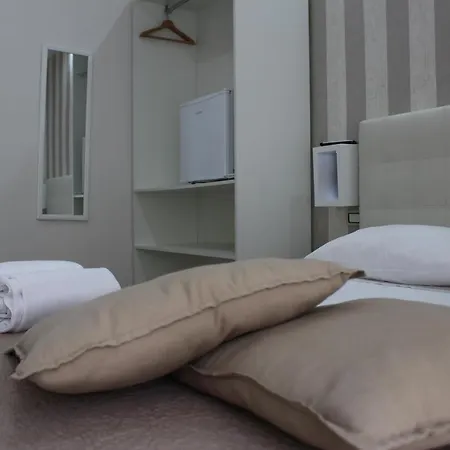 Philip Royal Bed & Breakfast 3*