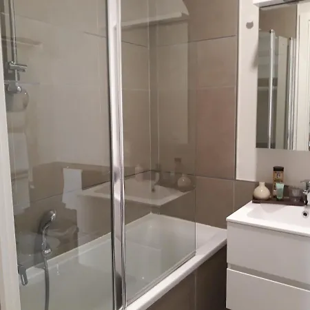 לינה וארוחת בוקר Piano Nobile 2*