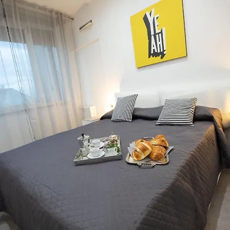Napolidays Toledo By Dimorra Apartment *