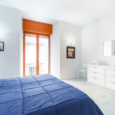 Apartment Casana On Christmas Alley By Napoliapartments Naples