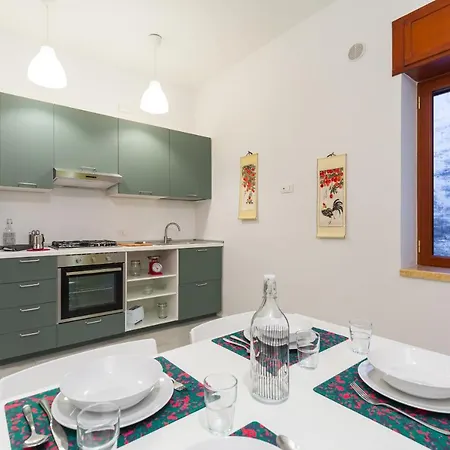 Apartment Casana On Christmas Alley By Napoliapartments *