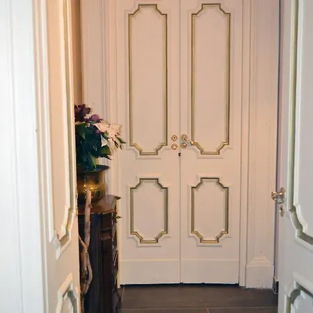 Rinascimento Casa Newman Naples