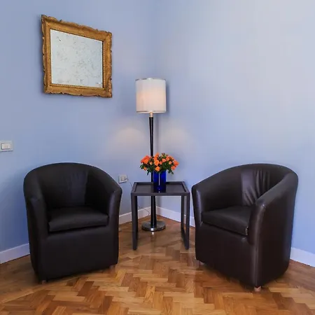 B&B Spaccanapoli Comfort 2*
