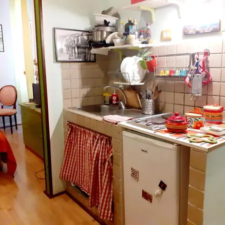 San Gregorio Armeno Apartment