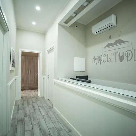 Bed & Breakfast Napolitudine *